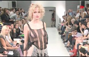 Vintage in Pills MRS.JONES Spring 2003 – Fashion Channel