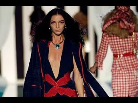 ROBERTO CAVALLI Spring 2006 Milan – Fashion Channel