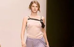 PRADA Spring 2000 Milan – Fashion Channel